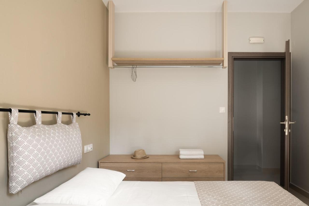 Mela Luxury Apartments Maroulás Екстериор снимка
