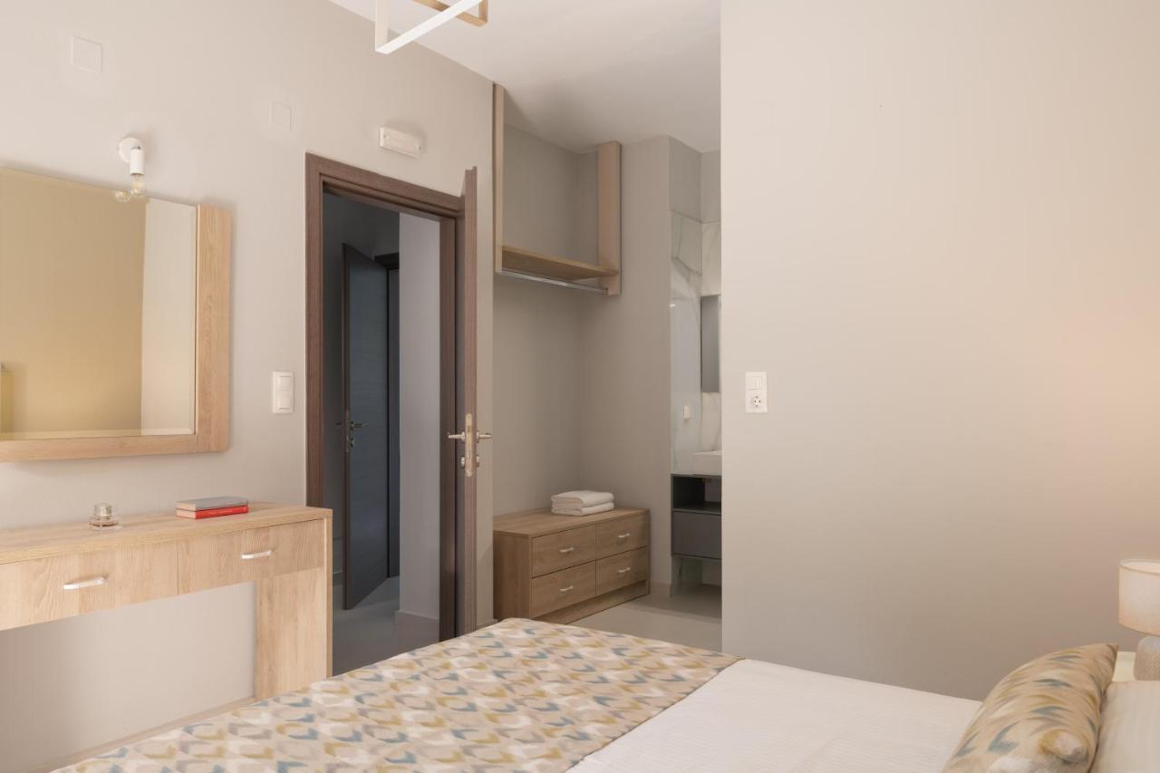 Mela Luxury Apartments Maroulás Екстериор снимка